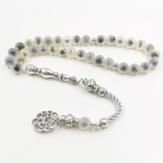 سبحة مميزه حجر عقيق ابيض داخلها حجر عقيق اسود