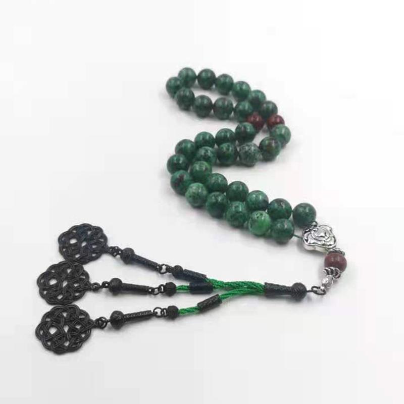 سبحة حجر كريم الزوسيت مع خرز حجر سمسم احمر مسبحة مميزه و فخمة