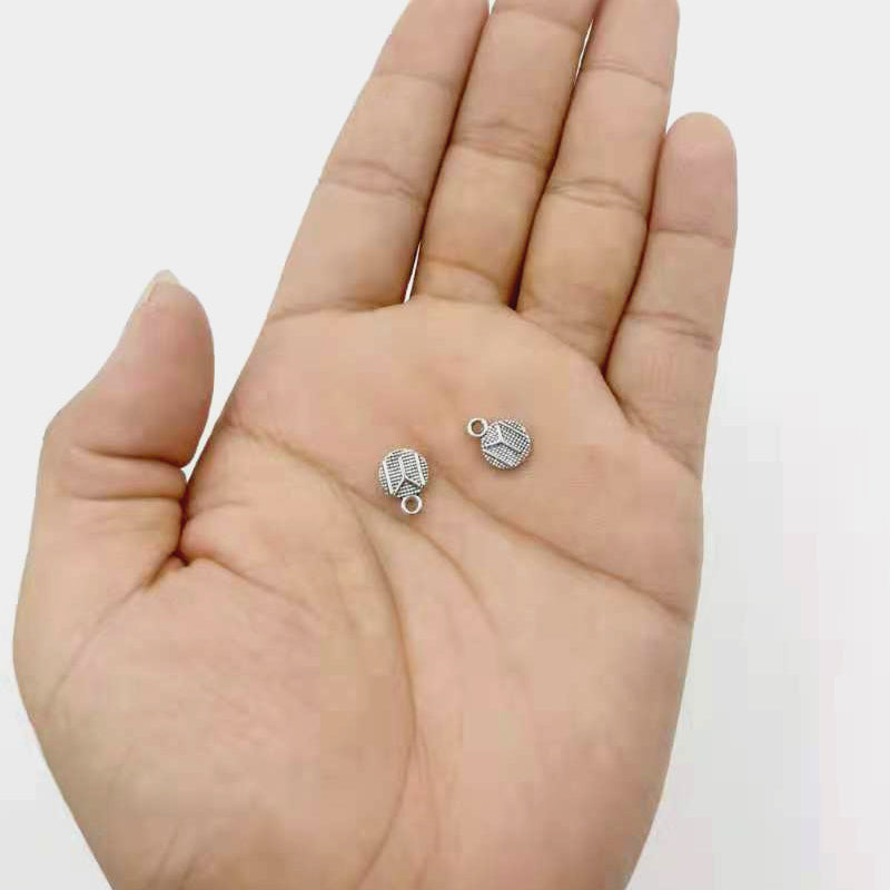 اكسسوار سبحة خرز “M”