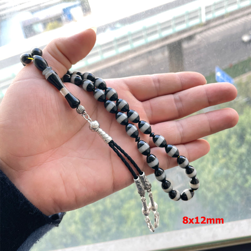 سبحة مستكة اسود مع لون ابيض
