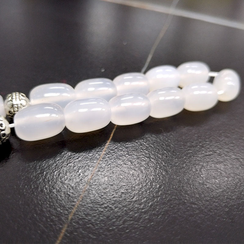 سبحة حجر عقيق ابيض طبيعي شكل الخرز برميل