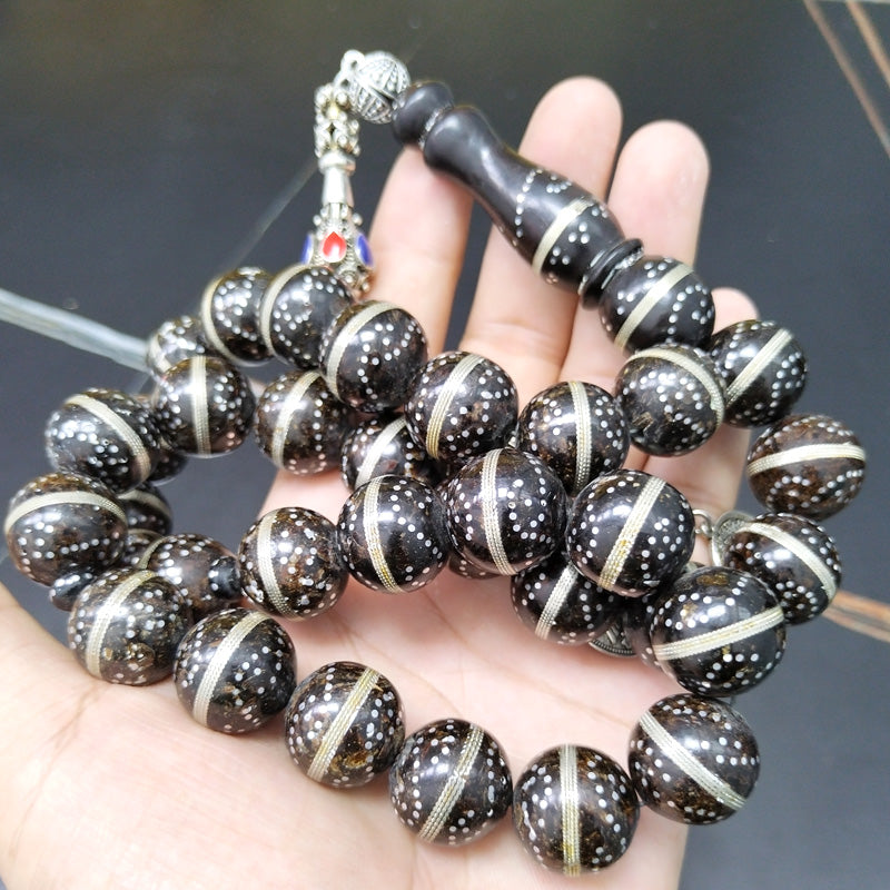 سبحة يسر فاخرة بحر الاحمر مطعمة بالفضة 925