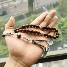 سبحة حجر كريم سبج احمر طبيعي مع اكسسوار معدنيه مميزه تحميل الصورة في عارض المعرض

